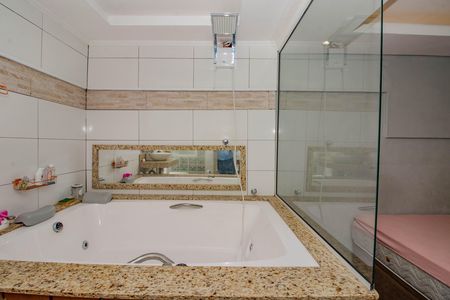 Casa para alugar com 70m², 3 quartos e 1 vaga Casa para alugar com 70m², 3 quartos e 1 vagaBanheiro da Suíte
