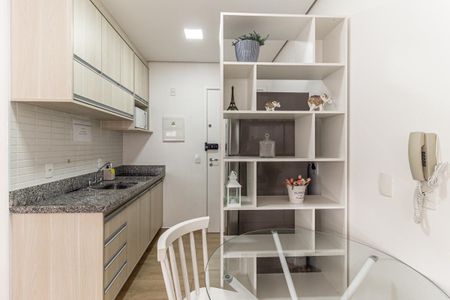 Studio para alugar com 30m², 1 quarto e 1 vaga Studio para alugar com 30m², 1 quarto e 1 vagaCozinha
