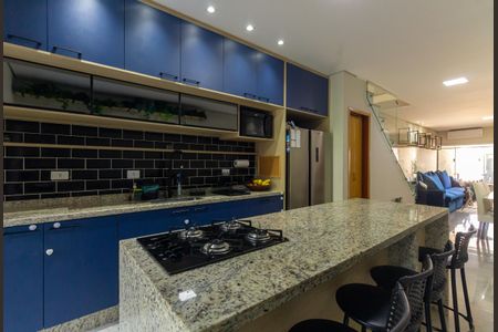 Casa à venda com 125m², 3 quartos e 2 vagasCozinha 