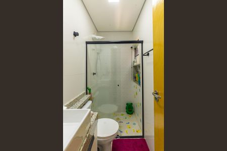 Casa à venda com 125m², 3 quartos e 2 vagasBanheiro da Suíte 2