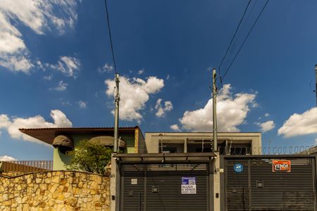Casa à venda com 125m², 3 quartos e 2 vagasFachada 