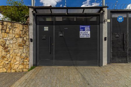 Casa à venda com 125m², 3 quartos e 2 vagasFachada + Placa 