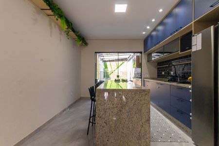 Casa à venda com 125m², 3 quartos e 2 vagasCozinha 
