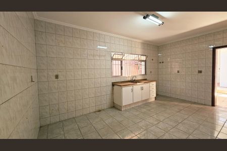 Casa à venda com 266m², 5 quartos e 5 vagas