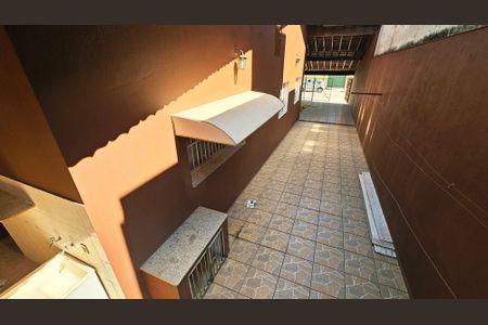 Casa à venda com 266m², 5 quartos e 5 vagas