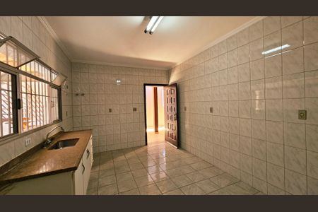 Casa à venda com 266m², 5 quartos e 5 vagas