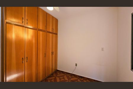 Casa à venda com 266m², 5 quartos e 5 vagas