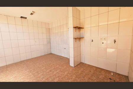 Casa à venda com 266m², 5 quartos e 5 vagas