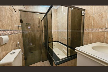 Casa à venda com 266m², 5 quartos e 5 vagas