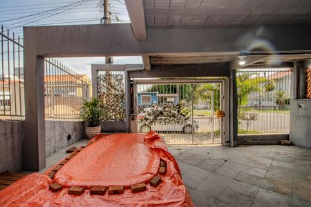 Casa à venda com 100m², 4 quartos e 2 vagasPátio