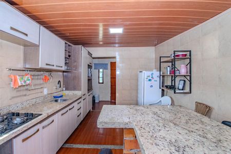 Casa à venda com 100m², 4 quartos e 2 vagasCozinha ( Piso 2)