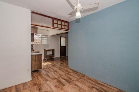 Casa à venda com 100m², 4 quartos e 2 vagasCozinha ( Piso 1)