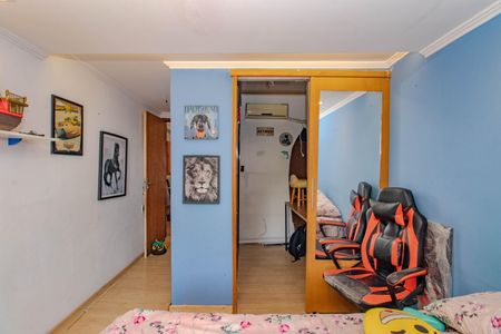 Casa à venda com 100m², 4 quartos e 2 vagasQuarto 2 ( Piso 2)