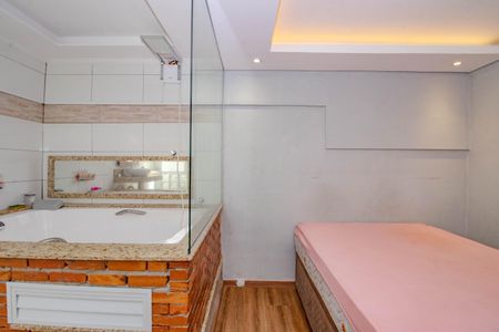 Casa à venda com 100m², 4 quartos e 2 vagasSuíte ( Piso 2)