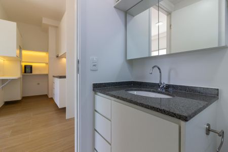 Apartamento para alugar com 39m², 2 quartos e sem vaga Apartamento para alugar com 39m², 2 quartos e sem vagaBanheiro