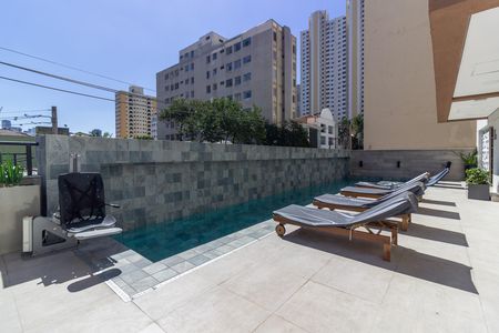 Apartamento para alugar com 39m², 2 quartos e sem vaga Apartamento para alugar com 39m², 2 quartos e sem vagaÁrea comum - Piscina