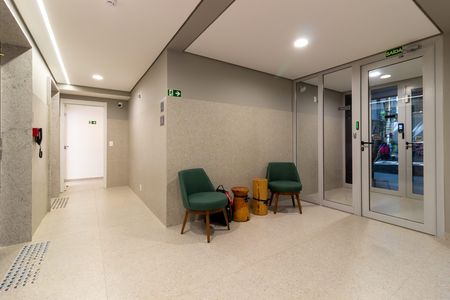 Apartamento para alugar com 39m², 2 quartos e sem vaga Apartamento para alugar com 39m², 2 quartos e sem vagaÁrea comum - Hall Social
