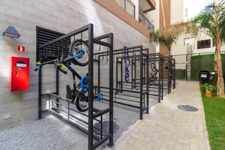 Apartamento para alugar com 39m², 2 quartos e sem vaga Apartamento para alugar com 39m², 2 quartos e sem vagaÁrea comum - Bicicletario