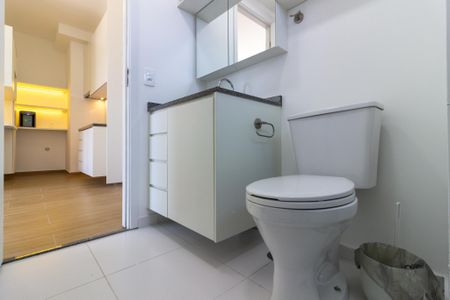 Apartamento para alugar com 39m², 2 quartos e sem vaga Apartamento para alugar com 39m², 2 quartos e sem vagaBanheiro