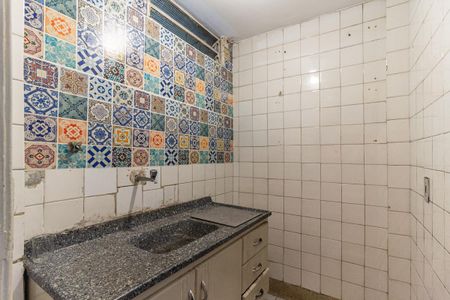 Cozinha de kitnet/studio para alugar com 1 quarto, 28m² em Campos Elíseos, São Paulo