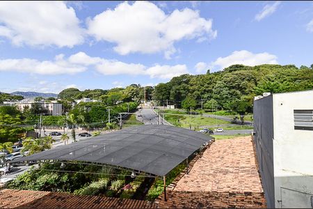 Apartamento para alugar com 107m², 3 quartos e sem vaga Apartamento para alugar com 107m², 3 quartos e sem vagaVista