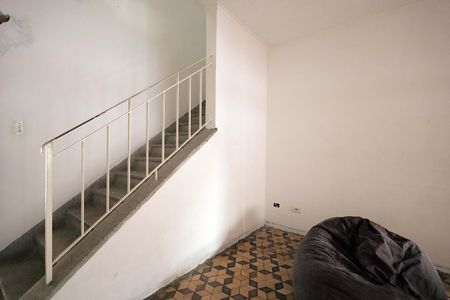 Casa à venda com 118m², 2 quartos e 2 vagasSala