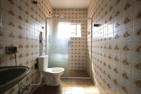 Casa à venda com 118m², 2 quartos e 2 vagasBanheiro 2