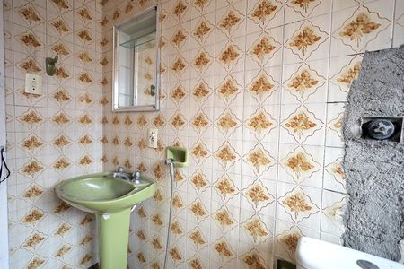 Casa à venda com 118m², 2 quartos e 2 vagasBanheiro 2