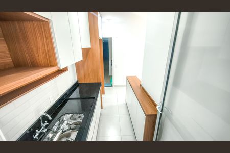 Apartamento para alugar com 42m², 2 quartos e 1 vaga Apartamento para alugar com 42m², 2 quartos e 1 vagaCozinha e Área de Serviço