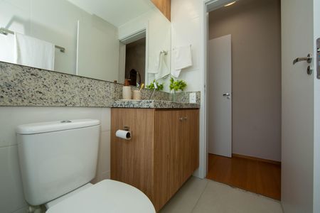 Apartamento à venda com 71m², 3 quartos e 2 vagasBANHEIRO2