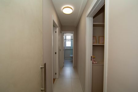 CORREDOR de apartamento à venda com 3 quartos, 71m² em Coração Eucarístico, Belo Horizonte
