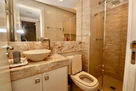 Apartamento para alugar com 67m², 2 quartos e 1 vaga Apartamento para alugar com 67m², 2 quartos e 1 vagaBanheiro