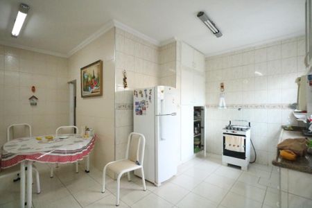 Casa à venda com 297m², 2 quartos e 1 vaga Casa à venda com 297m², 2 quartos e 1 vagaCozinha