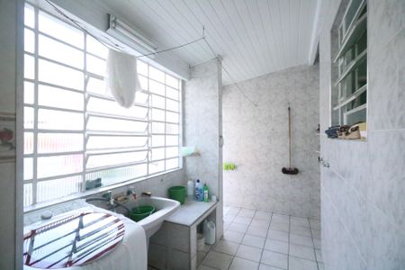 Casa à venda com 297m², 2 quartos e 1 vaga Casa à venda com 297m², 2 quartos e 1 vagaÁrea de Serviço