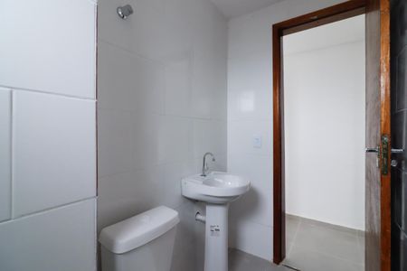 Apartamento para alugar com 40m², 2 quartos e 1 vaga Apartamento para alugar com 40m², 2 quartos e 1 vagaBanheiro