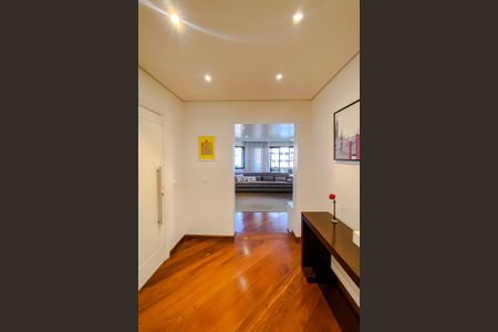 Apartamento à venda com 196m², 3 quartos e 3 vagasHall de entrada