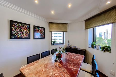 Apartamento à venda com 196m², 3 quartos e 3 vagasSala de Jantar