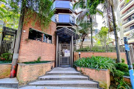 Apartamento à venda com 196m², 3 quartos e 3 vagasFachada - Plaquinha