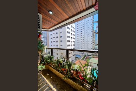 Apartamento à venda com 196m², 3 quartos e 3 vagasVaranda da Suíte 3