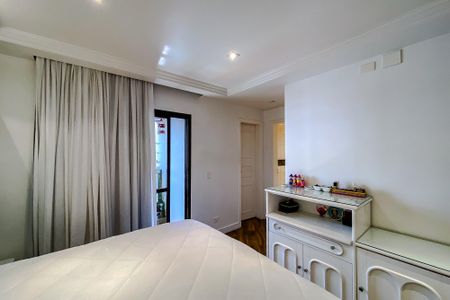 Apartamento à venda com 196m², 3 quartos e 3 vagasQuarto 3 - Suíte
