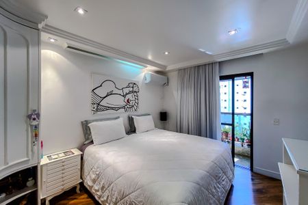 Apartamento à venda com 196m², 3 quartos e 3 vagasQuarto 3 - Suíte