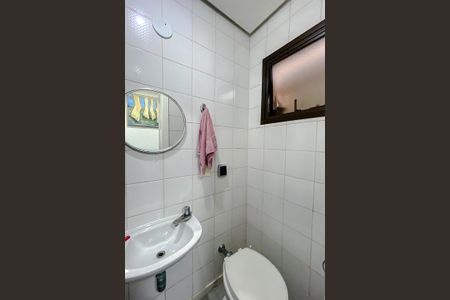 Apartamento à venda com 196m², 3 quartos e 3 vagasBanheiro de serviço