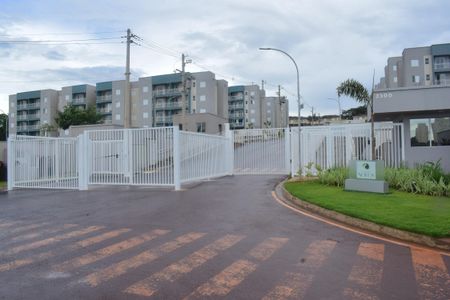 Apartamento para alugar com 47m², 2 quartos e 1 vagaFachada e portaria