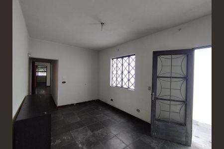 Casa para alugar com 144m², 4 quartos e sem vaga Casa para alugar com 144m², 4 quartos e sem vagaSala