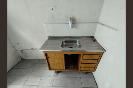 Casa para alugar com 144m², 4 quartos e sem vaga Casa para alugar com 144m², 4 quartos e sem vagaCozinha - Torneira