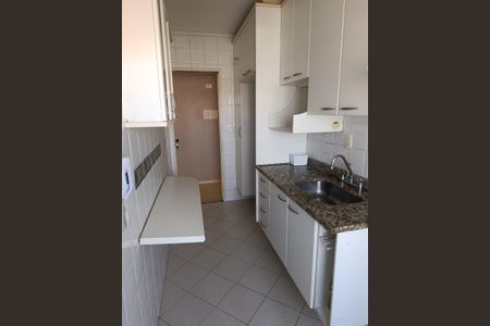 Apartamento para alugar com 61m², 2 quartos e 1 vaga Apartamento para alugar com 61m², 2 quartos e 1 vagaCozinha