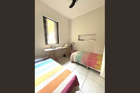 Casa à venda com 170m², 4 quartos e 2 vagasQuarto