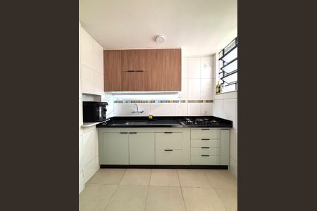 Casa à venda com 170m², 4 quartos e 2 vagasCozinha