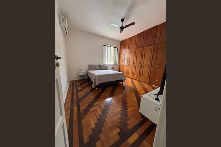 Casa à venda com 170m², 4 quartos e 2 vagasQuarto