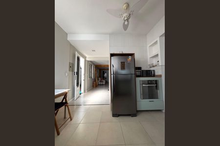 Casa à venda com 170m², 4 quartos e 2 vagasCozinha